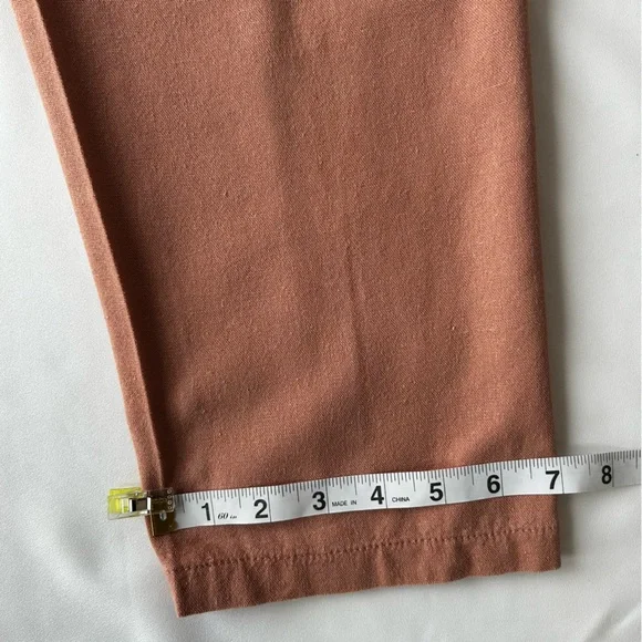 Women’s Casual Cropped Tan Pants - Picture 5 of 7